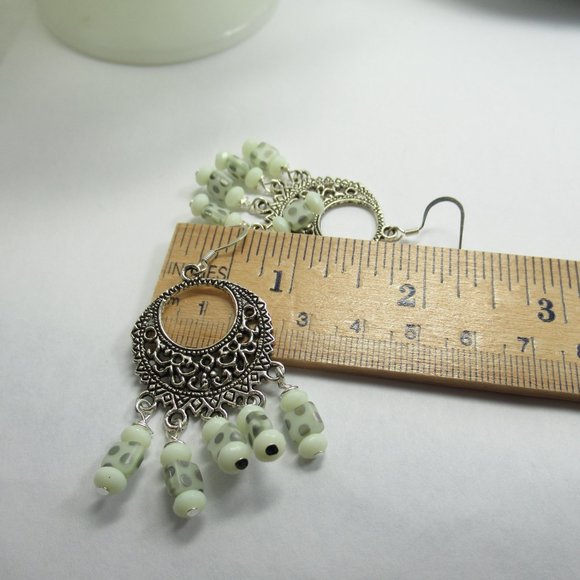 Uranium glass chandelier earrings - Picture 6 of 11